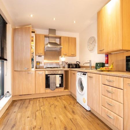 Luxe Place - Netflix & Workspace For 6 Birmingham Dış mekan fotoğraf