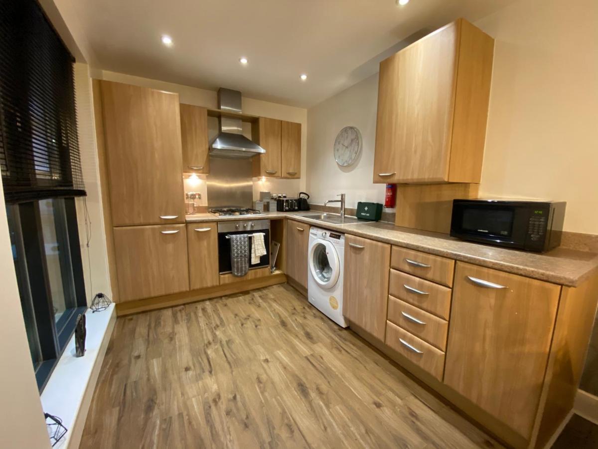 Luxe Place - Netflix & Workspace For 6 Birmingham Dış mekan fotoğraf